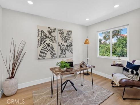 24056  Calendula  , Mission Viejo, CA