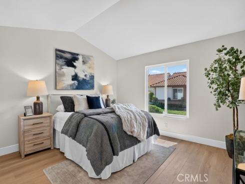 24056  Calendula  , Mission Viejo, CA