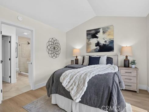 24056  Calendula  , Mission Viejo, CA