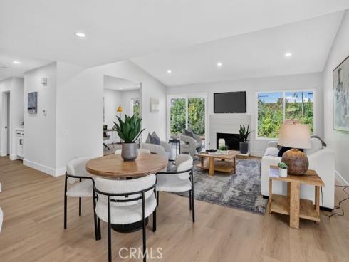 24056  Calendula  , Mission Viejo, CA
