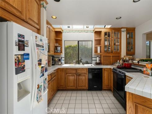 27271 Monforte , Mission Viejo, CA
