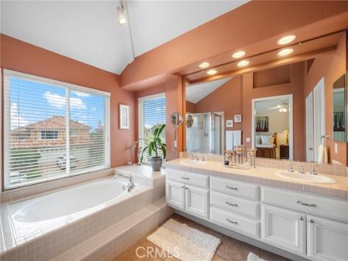 22232 Hazel Crest , Mission Viejo, CA