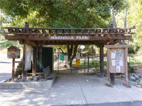 28092 Modjeska Canyon Road, Modjeska Canyon, CA