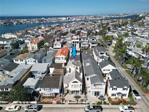 123  Diamond   Avenue, Newport Beach, CA