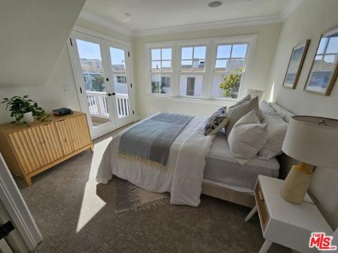 401 N Bay Front  , Newport Beach, CA