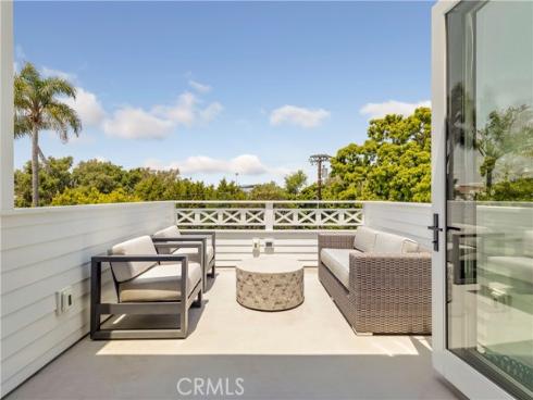 625  Saint James   Road, Newport Beach, CA