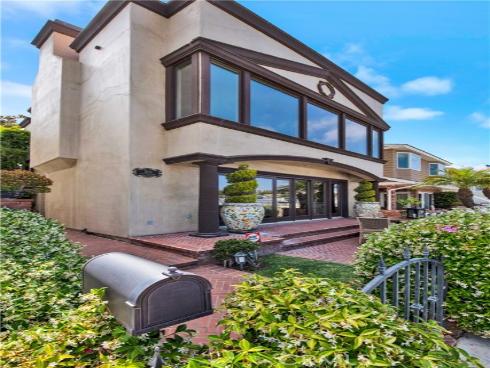 209 E Bay Front  , Newport Beach, CA