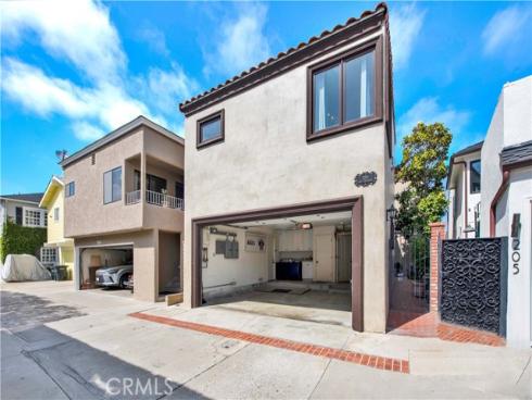 209 E Bay Front  , Newport Beach, CA