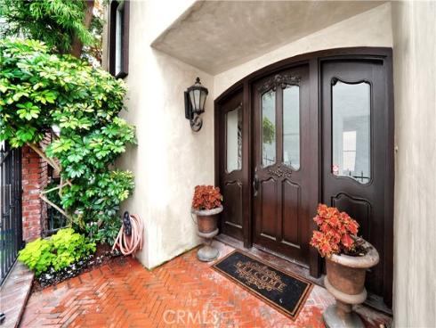 209 E Bay Front  , Newport Beach, CA