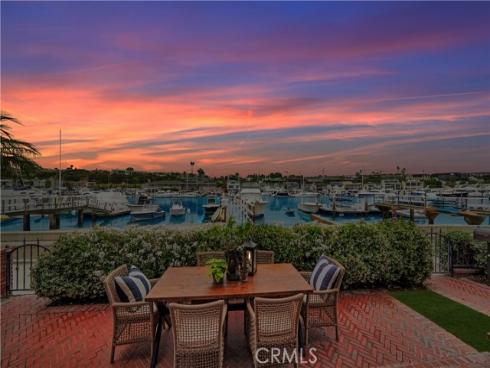 209 E Bay Front  , Newport Beach, CA