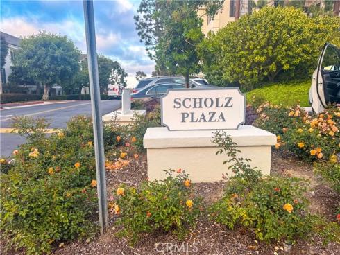 100  Scholz  215  Plaza, Newport Beach, CA