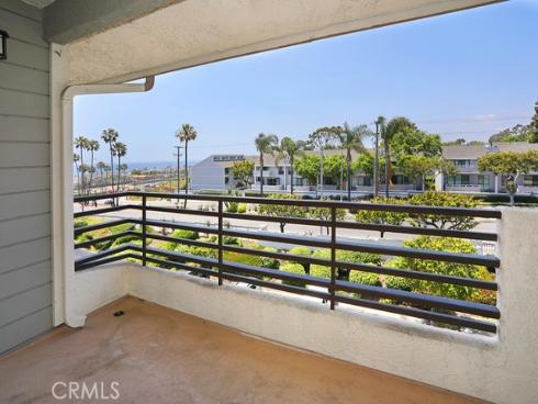 220  Nice  313  Lane, Newport Beach, CA