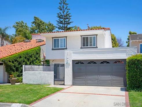 456  Vista Roma  , Newport Beach, CA