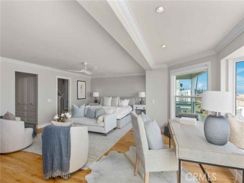 506 W Oceanfront  , Newport Beach, CA