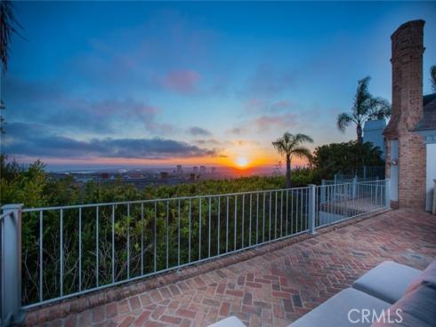 1  San Sebastian  , Newport Beach, CA