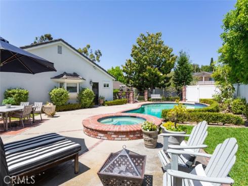 2107  Arbutus St  , Newport Beach, CA