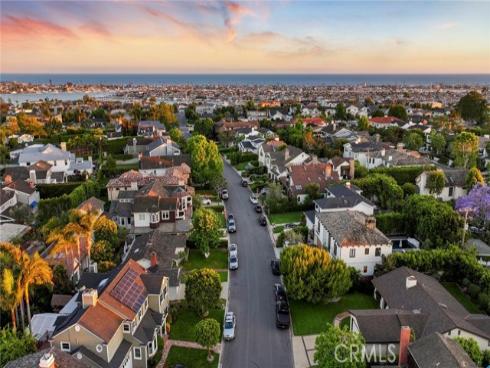 419  Signal   Road, Newport Beach, CA