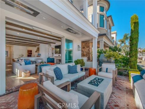 317  E. Bayfront  , Newport Beach, CA