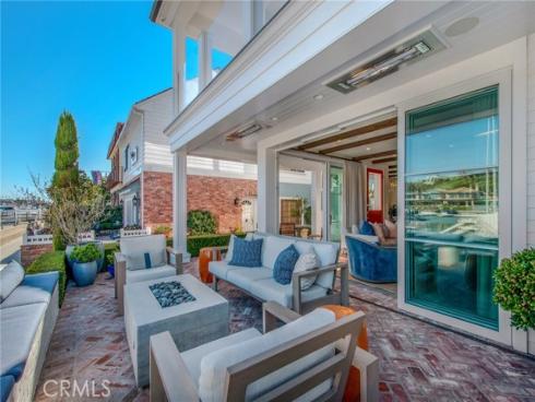 317  E. Bayfront  , Newport Beach, CA