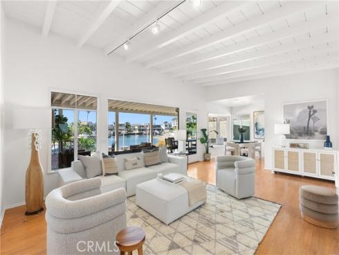 49  Balboa Coves  , Newport Beach, CA