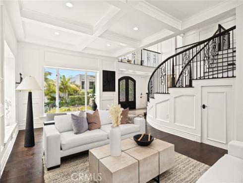 7  Trafalgar  , Newport Beach, CA