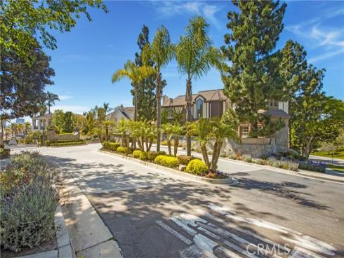 23  Hillsborough  , Newport Beach, CA