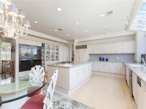 23  Hillsborough  , Newport Beach, CA