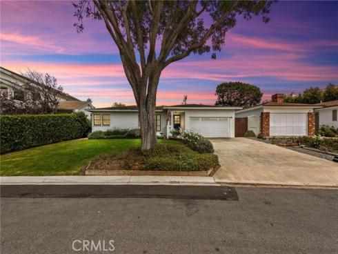 418  Pirate   Road, Newport Beach, CA