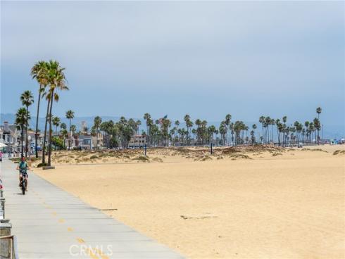 600 W Oceanfront  , Newport Beach, CA