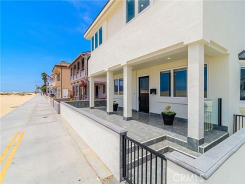 600 W Oceanfront  , Newport Beach, CA