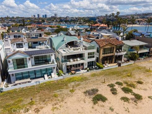 2152 E Oceanfront  , Newport Beach, CA