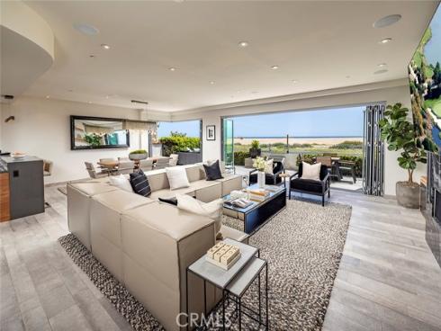 2152 E Oceanfront  , Newport Beach, CA