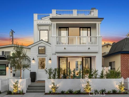 208  Collins  , Newport Beach, CA