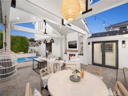 543  San Bernardino   Avenue, Newport Beach, CA