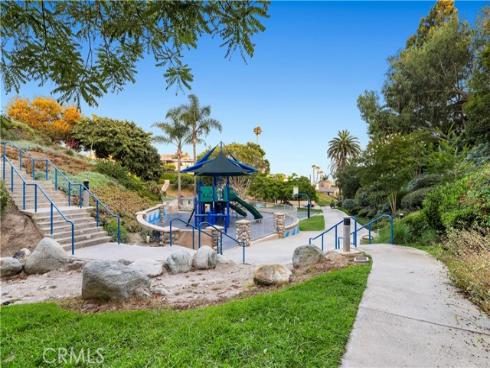 543  San Bernardino   Avenue, Newport Beach, CA