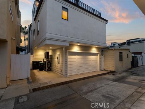 115 E Bay   Avenue, Newport Beach, CA