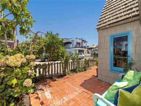 115  Apolena   Avenue, Newport Beach, CA