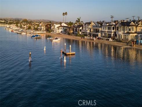 911 N Bay Front  , Newport Beach, CA