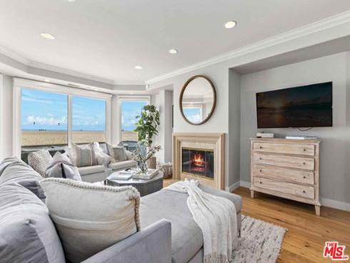 506 W Oceanfront  2 , Newport Beach, CA