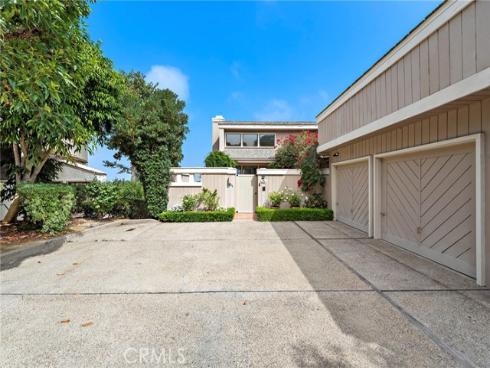 15  Cherbourg  , Newport Beach, CA