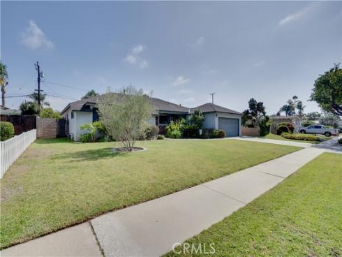 1738  Paloma   Drive, Newport Beach, CA