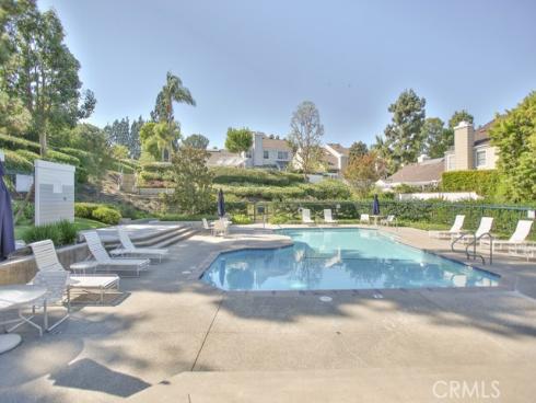 25  Hillsdale  6  Drive, Newport Beach, CA