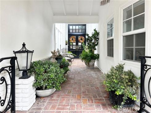 14  Rue Marseille  , Newport Beach, CA