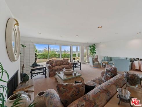 1542  Galaxy   Drive, Newport Beach, CA