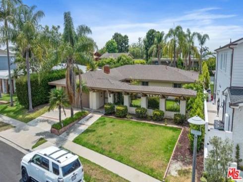 1453  Galaxy   Drive, Newport Beach, CA