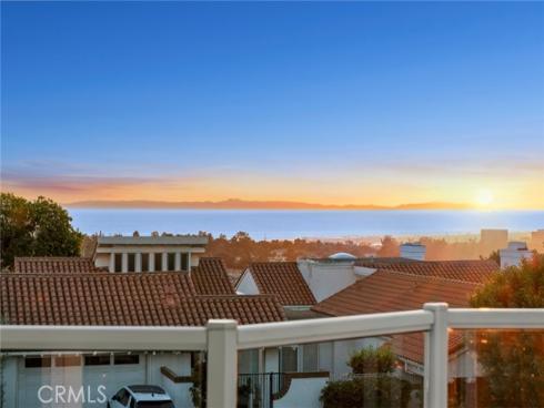 15  Montpellier  , Newport Beach, CA