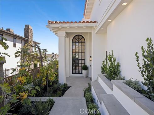 2915  Cliff   Drive, Newport Beach, CA