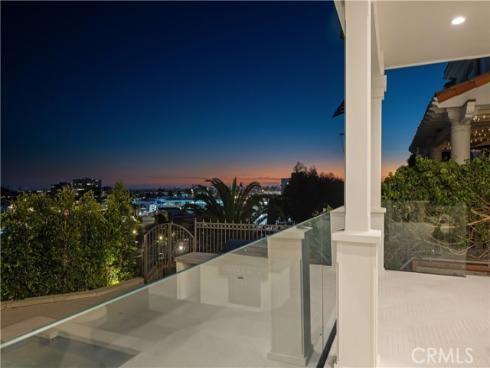 2915  Cliff   Drive, Newport Beach, CA