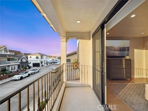 318  Coronado   Street, Newport Beach, CA