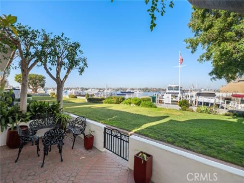 501 W Edgewater   Avenue, Newport Beach, CA